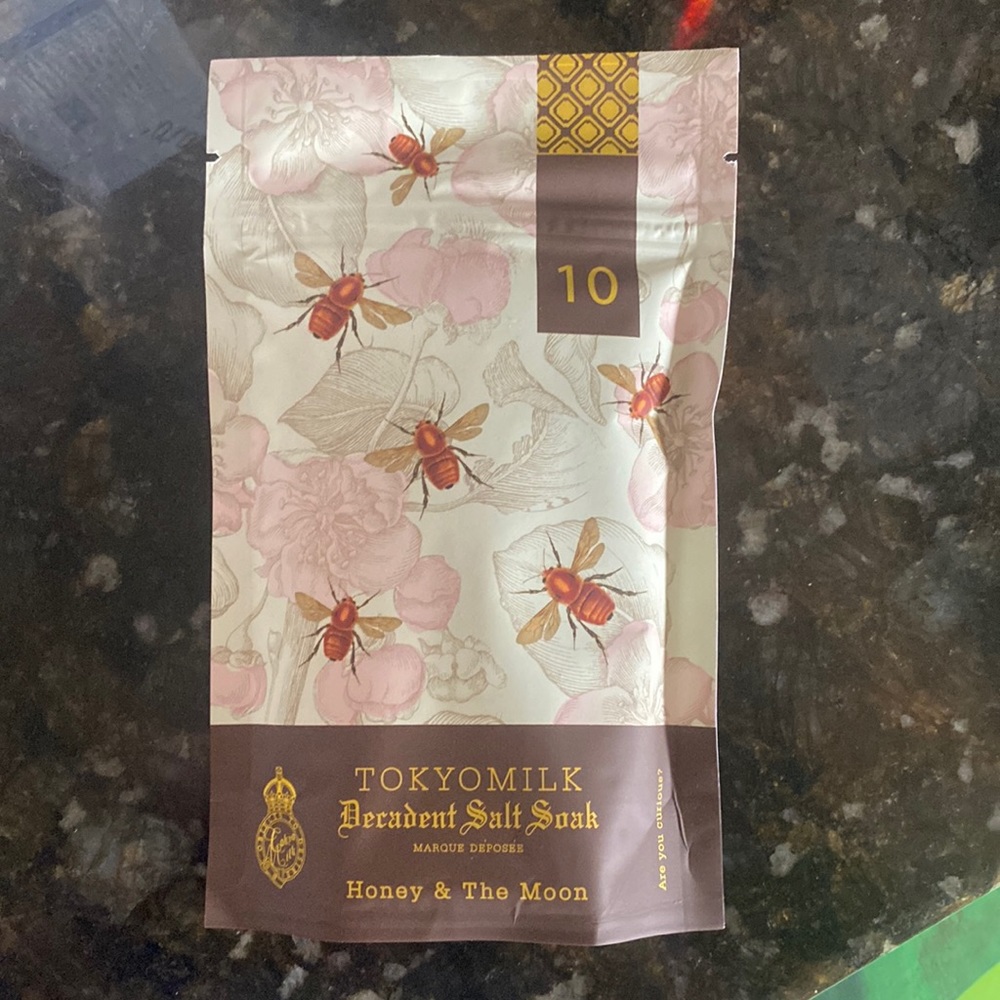 Tokyo Milk Honey & the Moon salt soak NEW